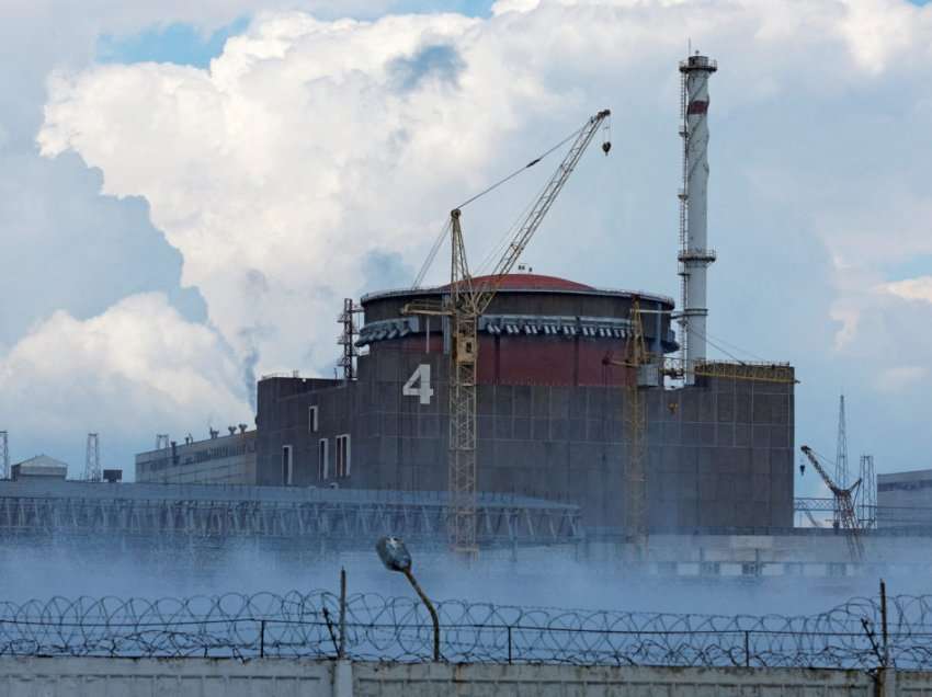 Ukraina rikthen energjinë në centralin bërthamor të pushtuar nga Rusia