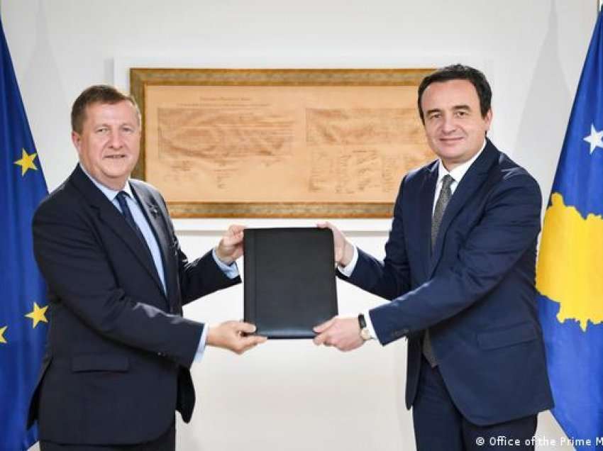 Komisioni i BE: Marrëveshja Kosovë-Serbi urgjente për avancim në rrugën evropiane
