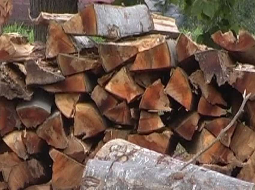 Tetovë, pensionistët kanë mbetur pa dru për ngrohje