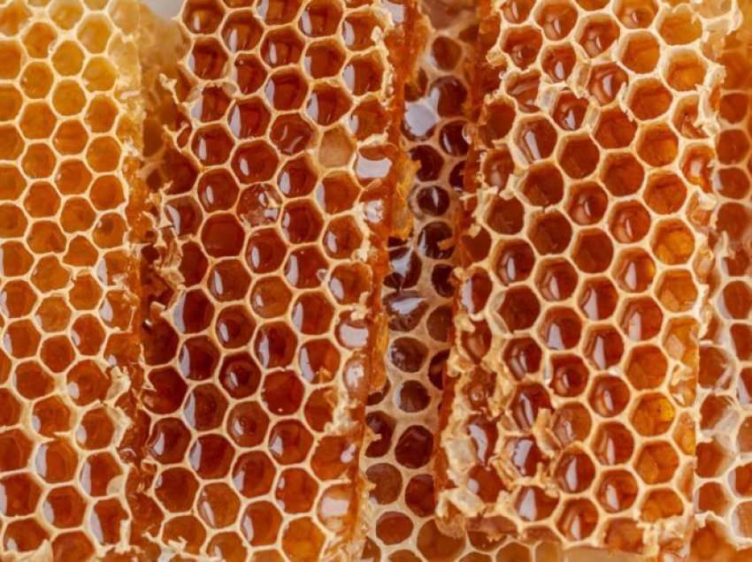 Këto janë mënyrat më të mira për ta ruajtur mjaltin