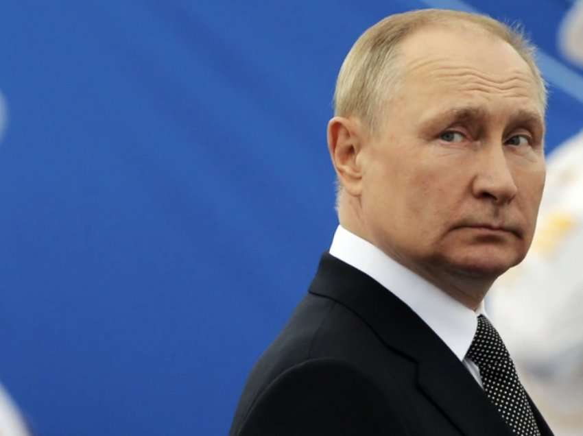Pse Vladimir Putini është në prag të humnerës