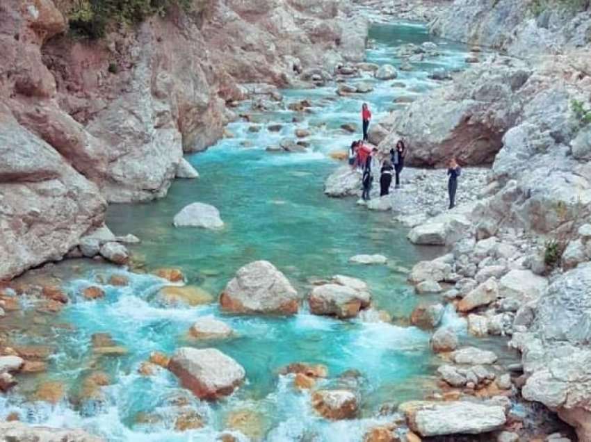   Gjendet trupi i pajetë i një personi në lumin e Tiranës, pranë “Shkallës së Tujanit”