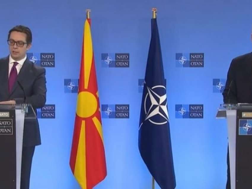 Pendarovski bisedë telefonike me Stoltenbergun: RMV mbetet aleat i përkushtuar i NATO-s