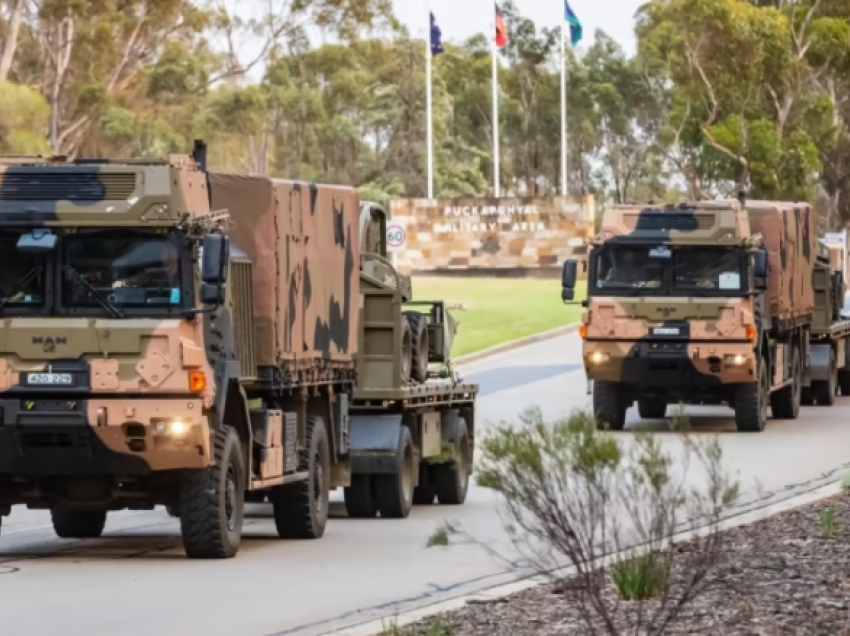Ushtria australiane po zhvillon teknologji autonome për sistemin e autokolonave të veturave