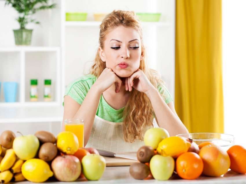 Dieta: duhet apo nuk duhet të konsumohen fruta në fund të një vakti?