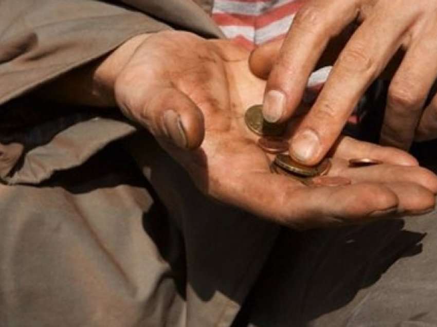 Gati gjysma e popullsisë në prag të varfërisë në Shqipëri
