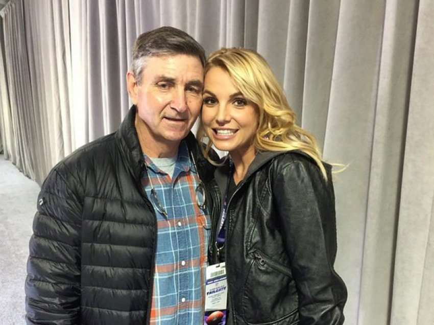 Britney Spears dëshiron t’i japë fund luftës ligjore me të atin, me një kusht