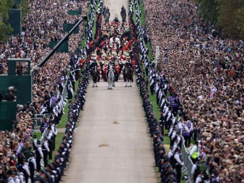 Funerali i Mbretëreshës Elizabeth la në hije edhe funeralin e Winston Churchill