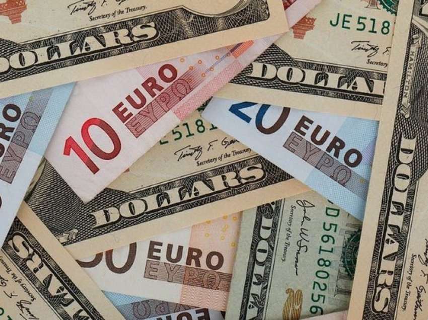 Franga zviceriane mund Euron dhe Dollarin/ Kursi i këmbimit, 21 shtator 2022