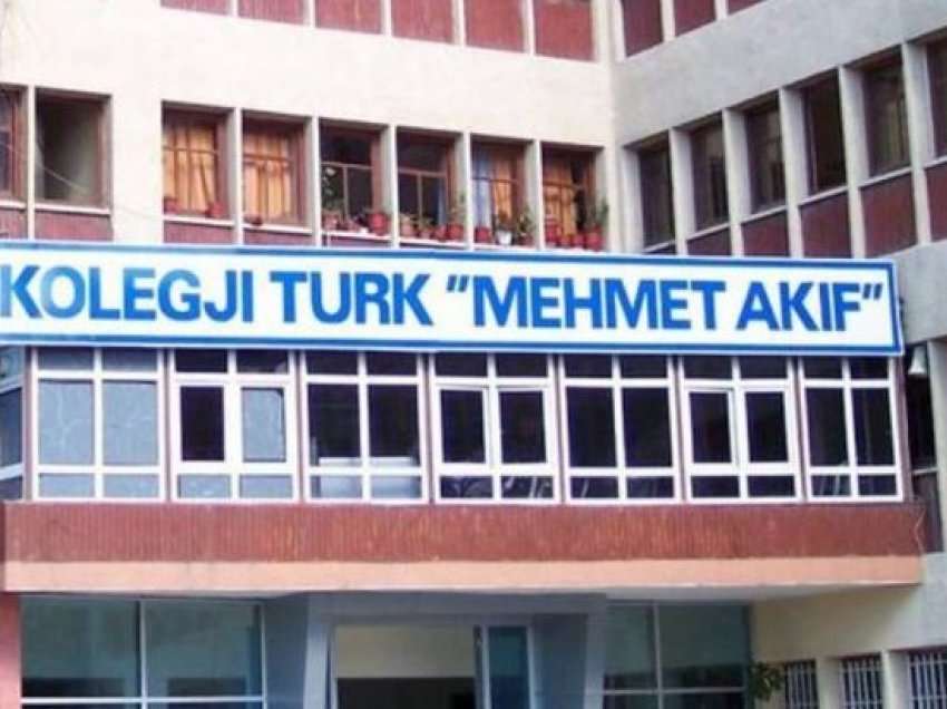 Mbyllja e kolegjit turk në Tiranë, reagon ashpër deputetja e PD-së
