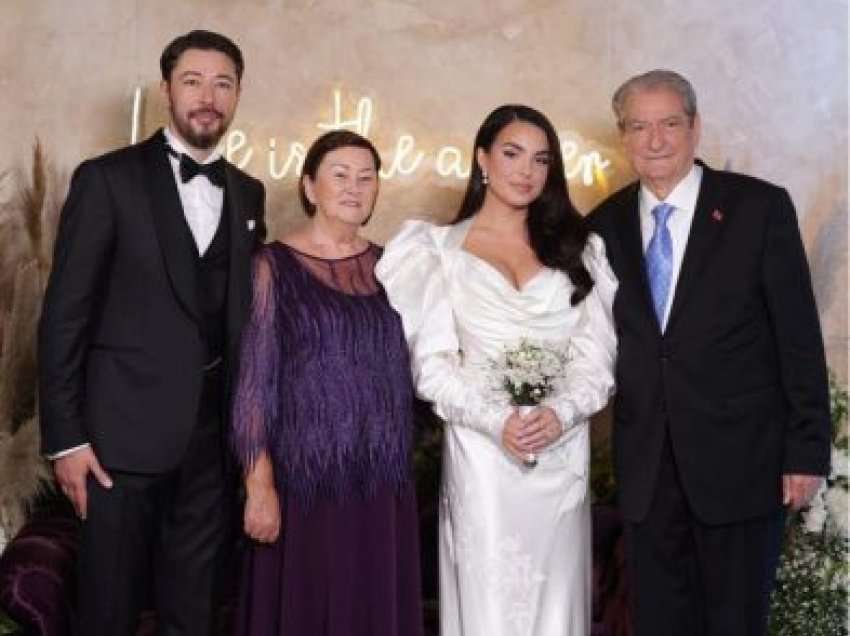 Sali Berisha sonte e marton djalin, publikon foto nga dasma