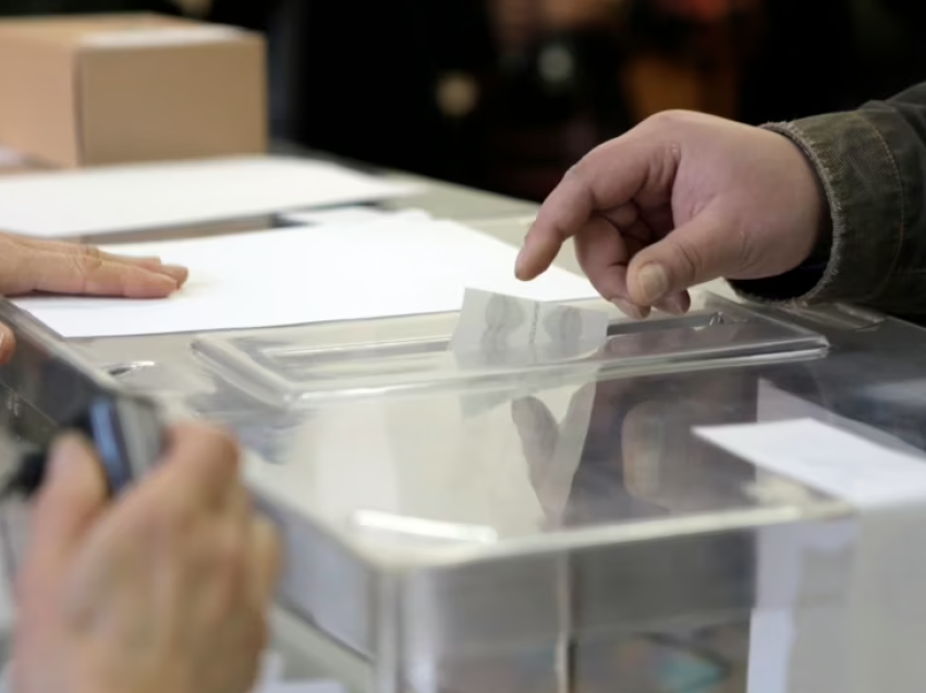 Nuk ka fitues të qartë në zgjedhjet në Bullgari, bisedime për koalicion