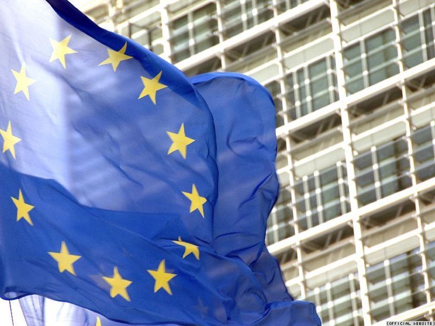 Stano: Bashkimi Evropian mund të miratojë edhe masa tjera ndaj Kosovës