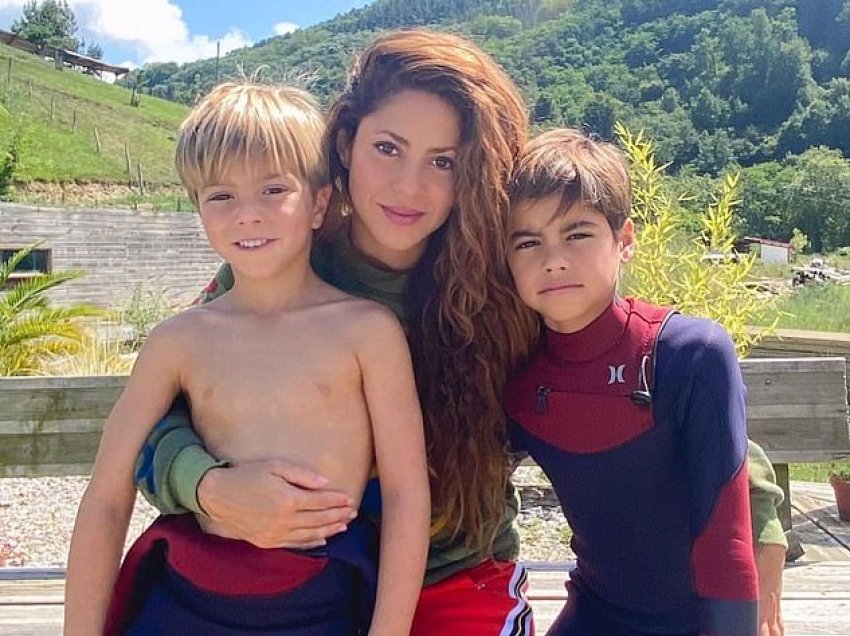 Shakira kërkon privatësi pas ndarjes nga Pique: Ju lutem mediave, mos i përndiqni fëmijët e mi në shkollë