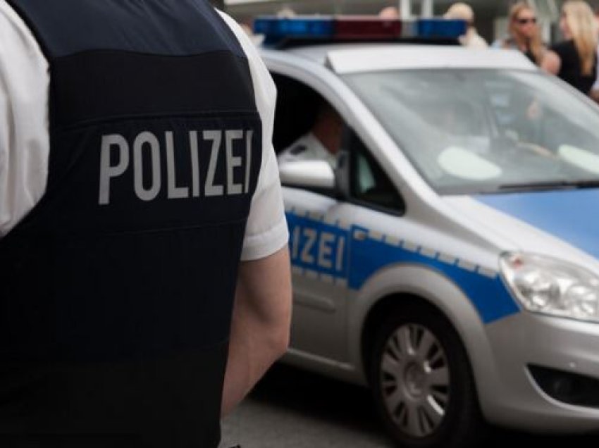 Një serb në Gjermani dyshohet se e ka vrarë vajzën e partneres së tij