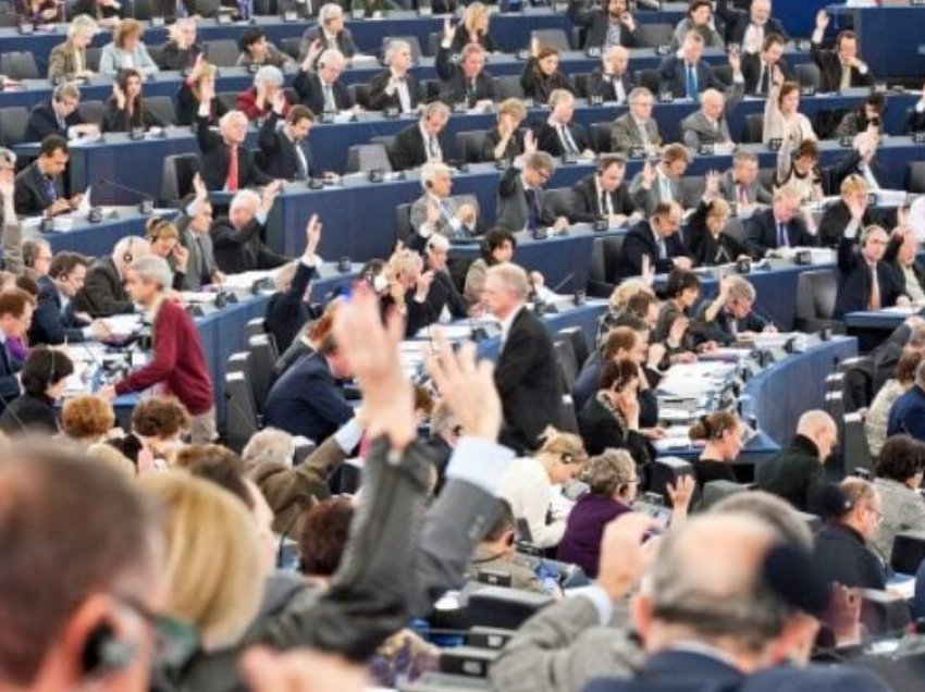 Votim për vizat në PE, dalin detaje edhe për ceremoninë e nënshkrimit