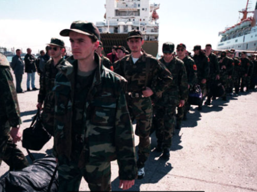 Prill 1999 – Epoka e mobilizimit të madh të UÇK-së te “Drenica”në Durrës