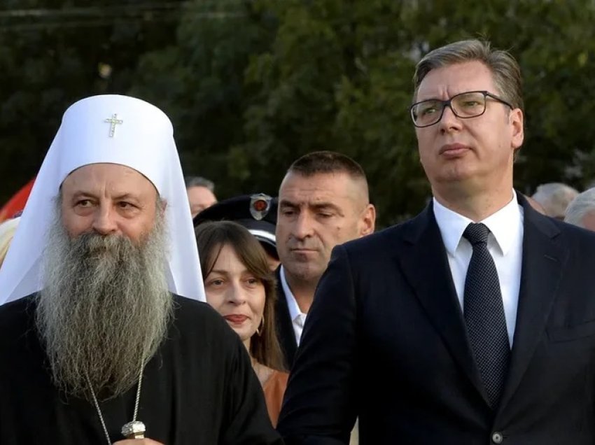 Si ia doli Vuçiq t’i “mbyllë gojën” Kishës? Patriarku Porfirije asnjë fjalë për marrëveshjen me Kosovën