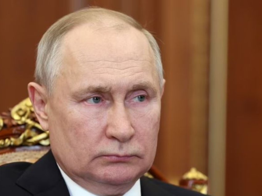 Të burgosur, të helmuar, në ekzil: Ku janë kundërshtarët e Putinit?
