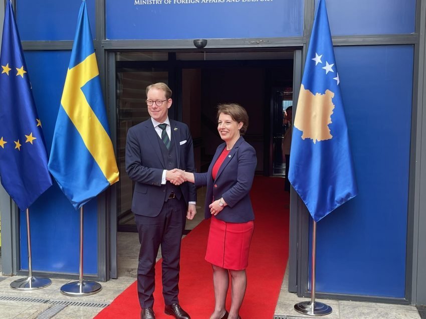 Ministri i Jashtëm i Suedisë në Kosovë, pritet nga Gërvalla