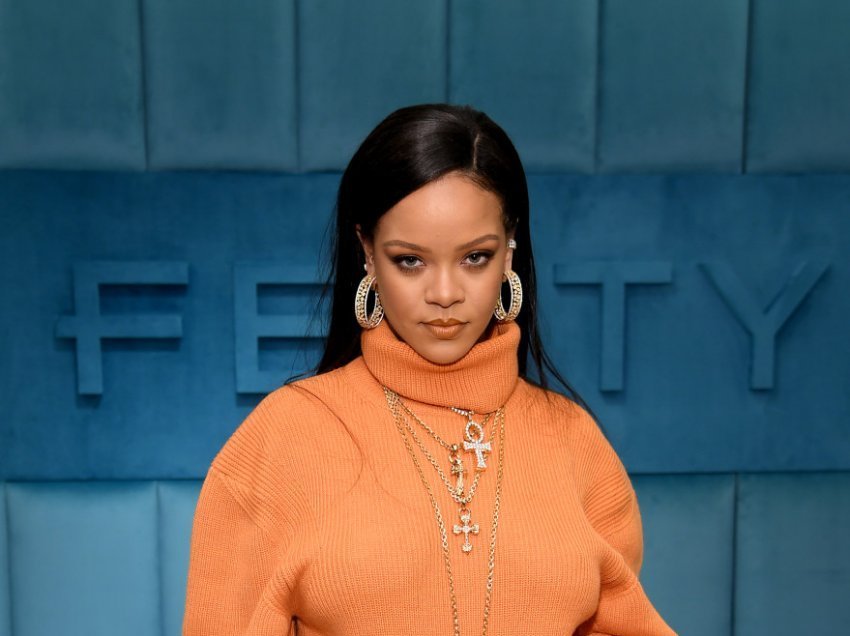Rihanna në kërkim të një shtëpie në mes të Parisit
