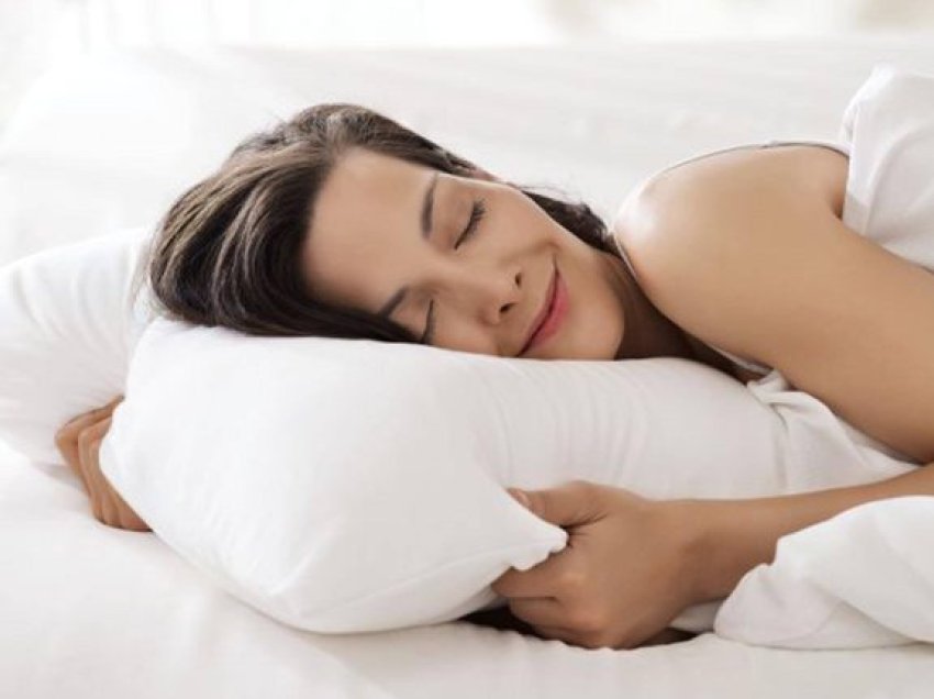 Këto janë 5 këshilla më efikase për të fjetur sa më qetë