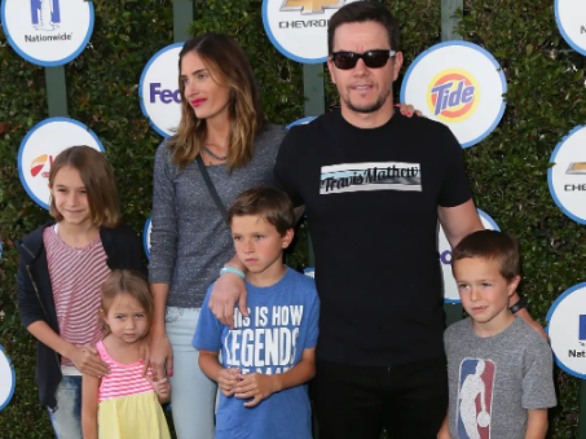 Mark Wahlberg: Familja ime po lulëzon pas largimit nga Hollywoodi