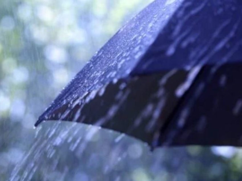 Nga sot ndryshon moti: Rrebeshe shiu e bubullima, lokalisht erëra të fuqishme e breshër