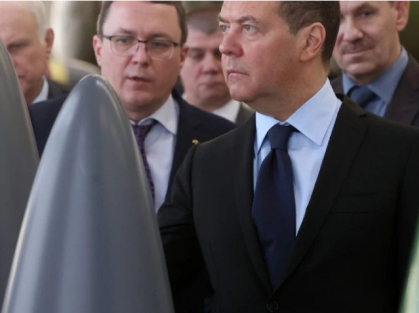 Medvedev: Rusia do të arrijë paqen sipas kushteve të saj