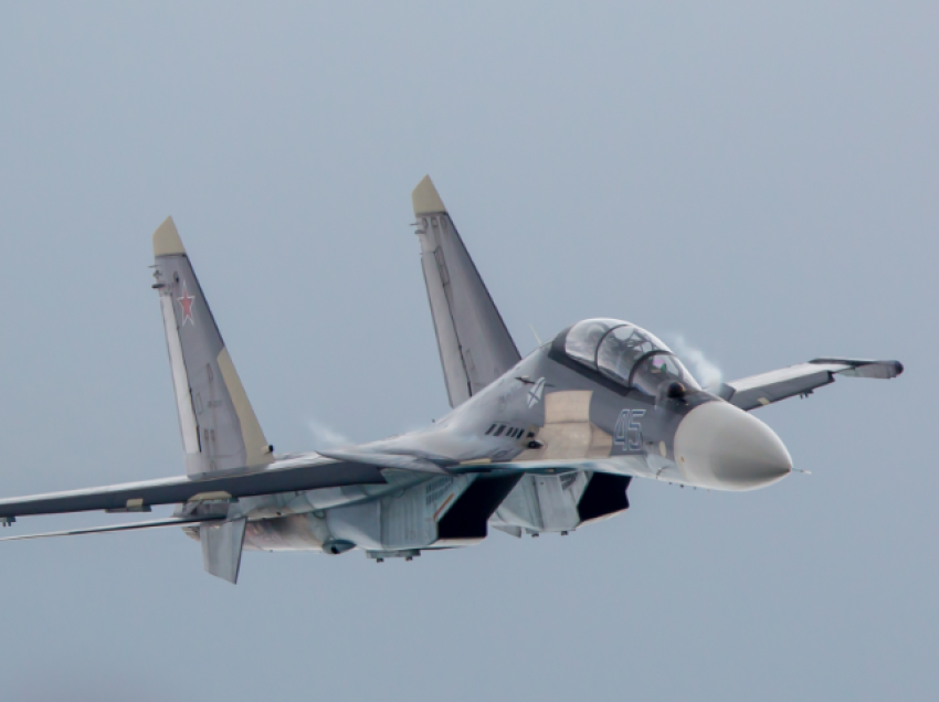 Rrëzohet avioni luftarak Su-30 në Kaliningrad, humbin jetën dy pilotët