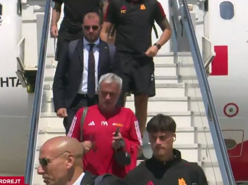 Roma zbarkon në Tiranë, Mourinho: Jam shumë i lumtur që rikthehem