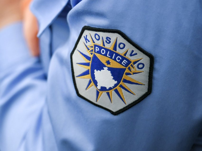 Dorëhiqen shtatë policë të rinj serbë në komunat e veriut