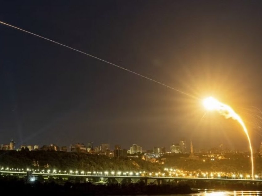 Ukraina thotë se rrëzoi 15 dronë rusë gjatë natës