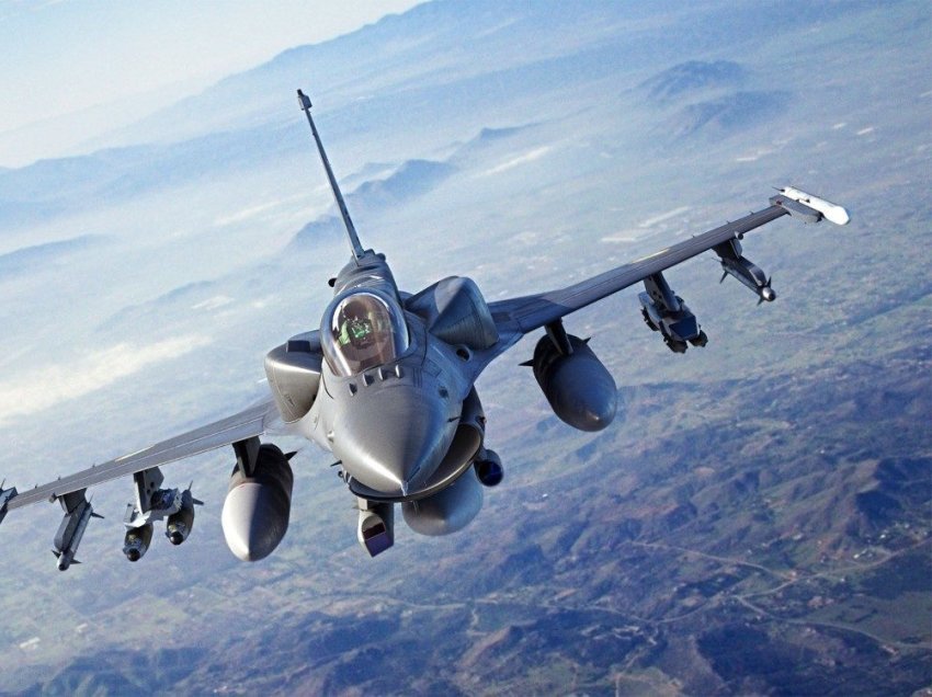 Siguroi avionët F-16 nga Amerika, Ukraina “i vë syrin” një tjetër arme të fuqishme, ja cili vend do t’i vijë në ndihmë Kievit
