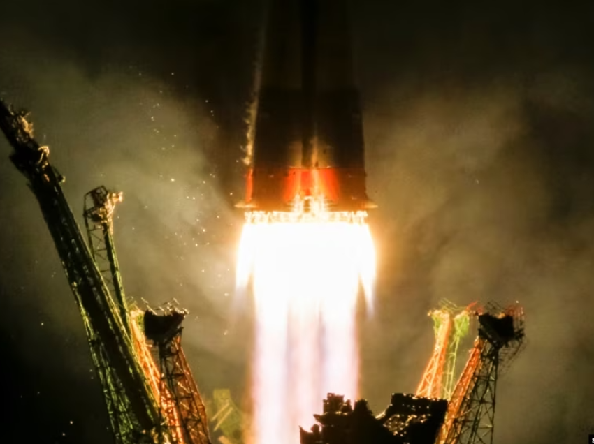 SHBA-ja e dërgon astronautin e vet edhe në një fluturim tjetër rus