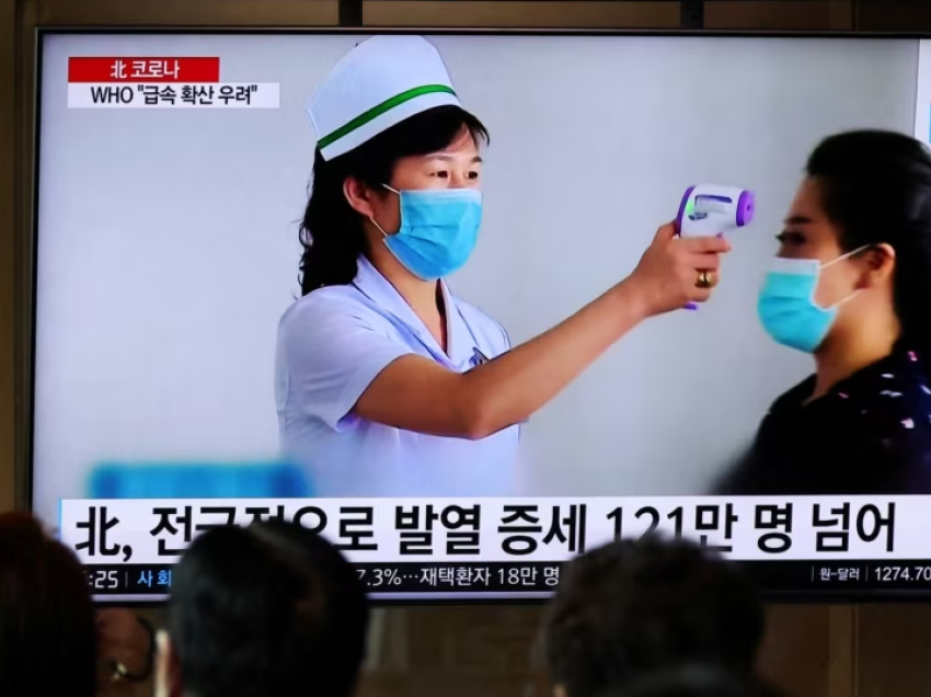Koreja e V. heq ndalesën e pandemisë, lejon qytetarët të kthehen në shtet