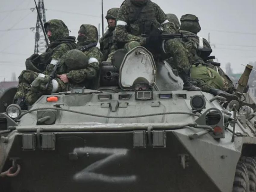 Rusia ka nisur një ofensivë me 100,000 trupa në front, sipas një zyrtari të ushtrisë ukrainase