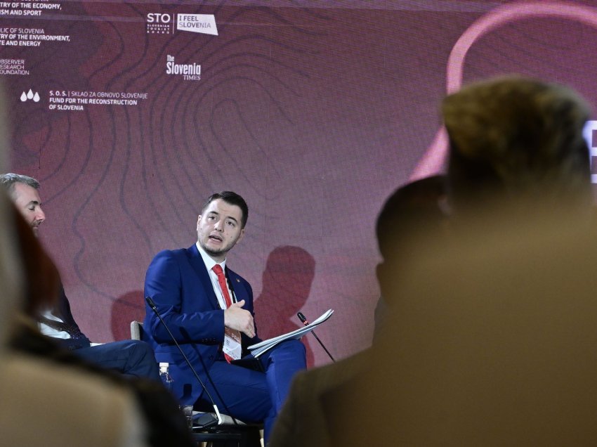 Zëvendësministri Mjeku flet në dy panele në Forumin Strategjik të Bledit