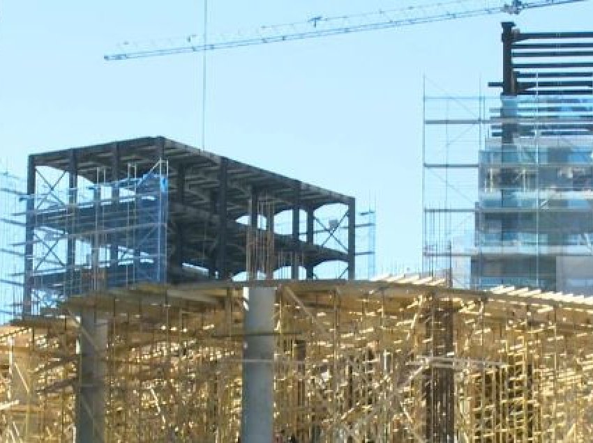 Lejet e ndërtimit, Durrësi më shumë/ Tirana ka më shumë sipërfaqe ndërtimi