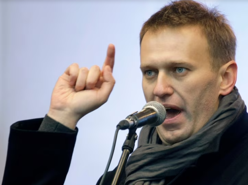 LIVE: Çka ndodh nëse ShBA humb Ukrainën, flet ish-presidenti ukrainas– “Zhduket” Navalni, aletatët e tij lëshojnë alarmin