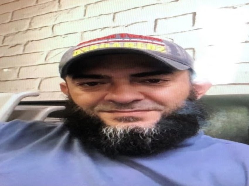 ​Policia shpall në kërkim Korab Gashin, i arratisuri në grabitjen e argjendarisë në Suharekë