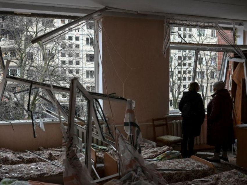 Ukraina thotë se 53 persona janë plagosur nga sulmet me raketa ruse në Kiev