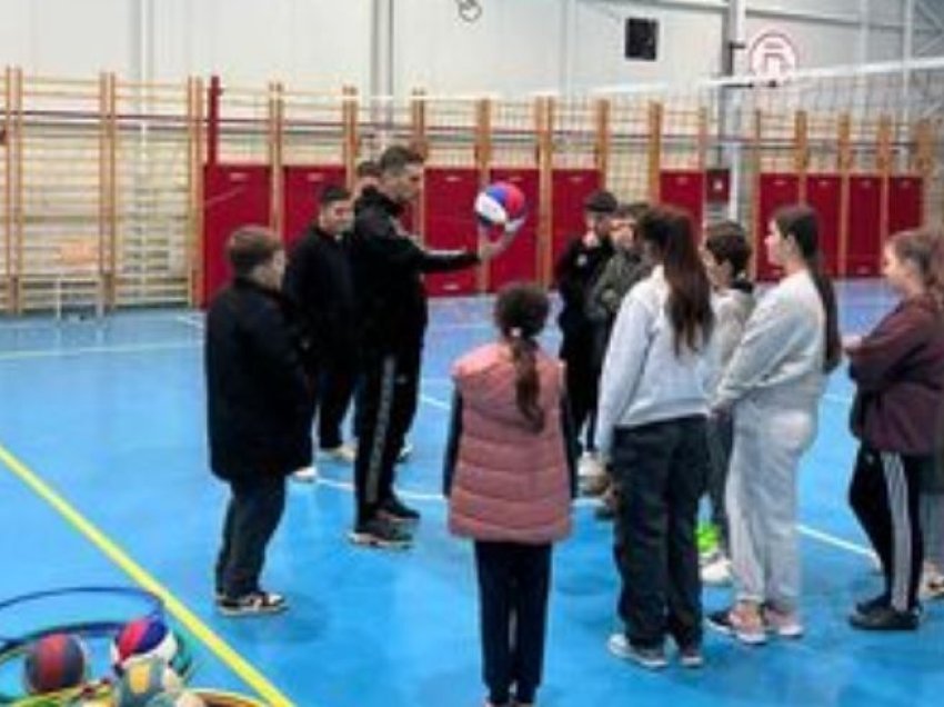 Filloi me punë klubi i ri i volejbollit “Forca” në komunë të Likovës