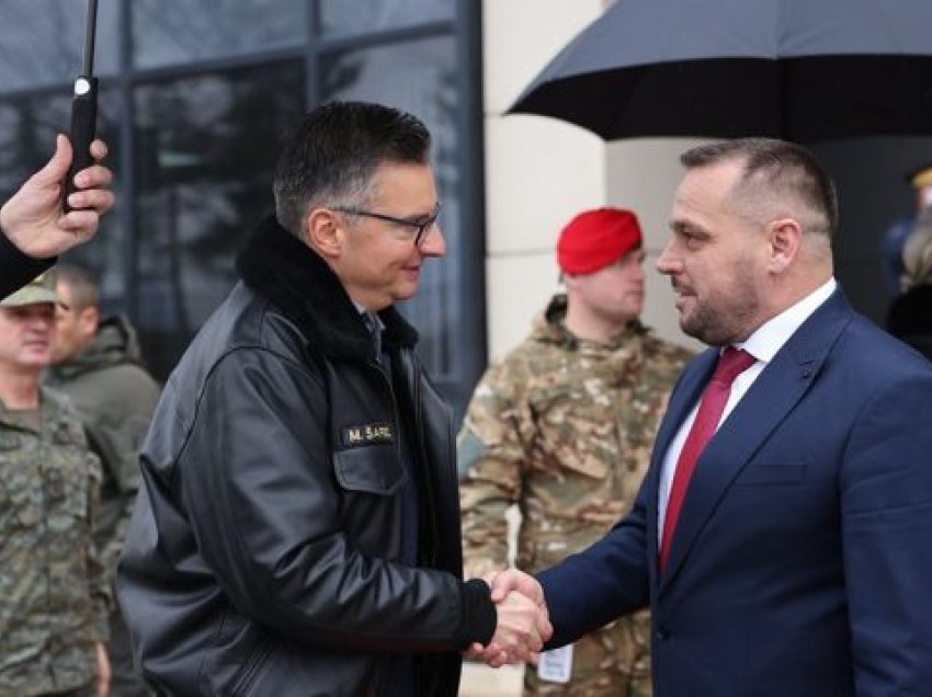 Maqedonci pret homologun slloven, thotë se do të shtojnë bashkëpunimin e FSK-së me forcat sllovene