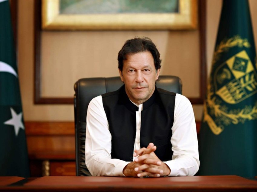 Ish-kryeministri i Pakistanit, Imran Khan, lirohet me kusht, por lirimi është i pasigurt
