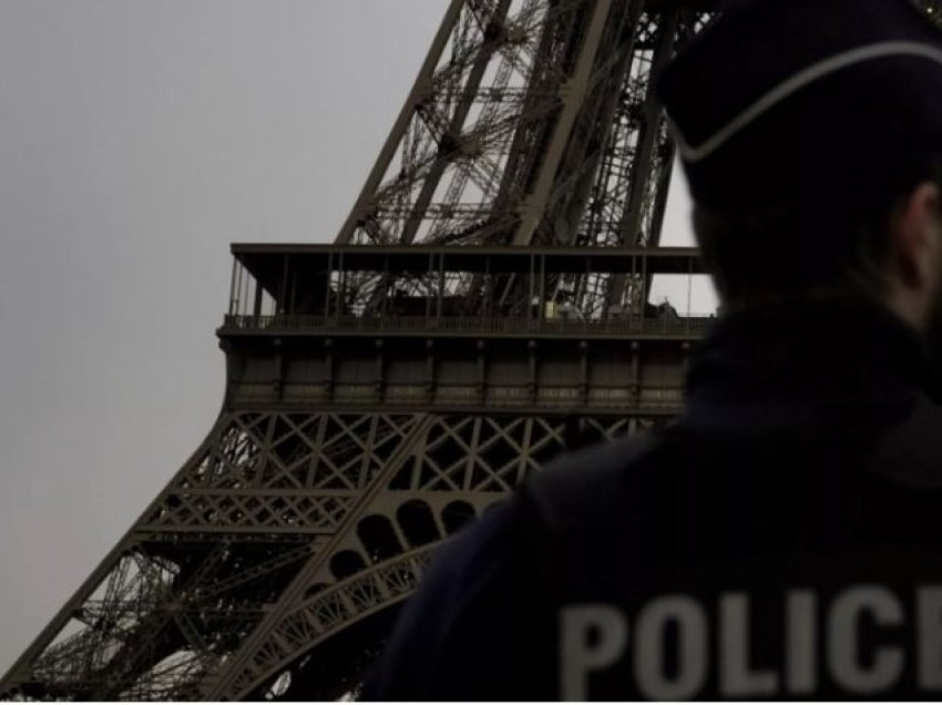 Mes kërcënimeve terroriste, Franca rrit sigurinë për natën e Vitit të Ri