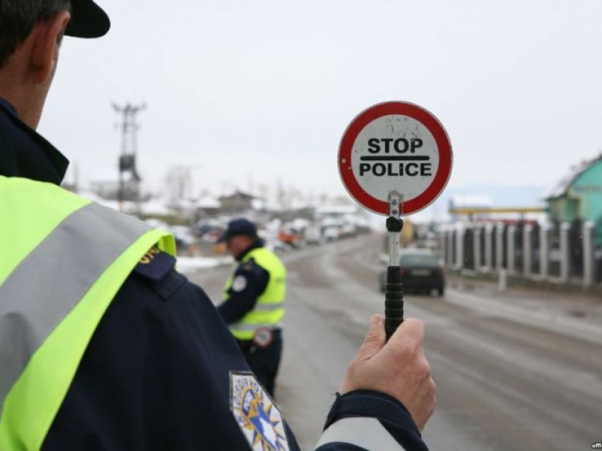 1 mijë e 303 gjoba trafiku të shqiptuara në 24 orët e fundit në Kosovë