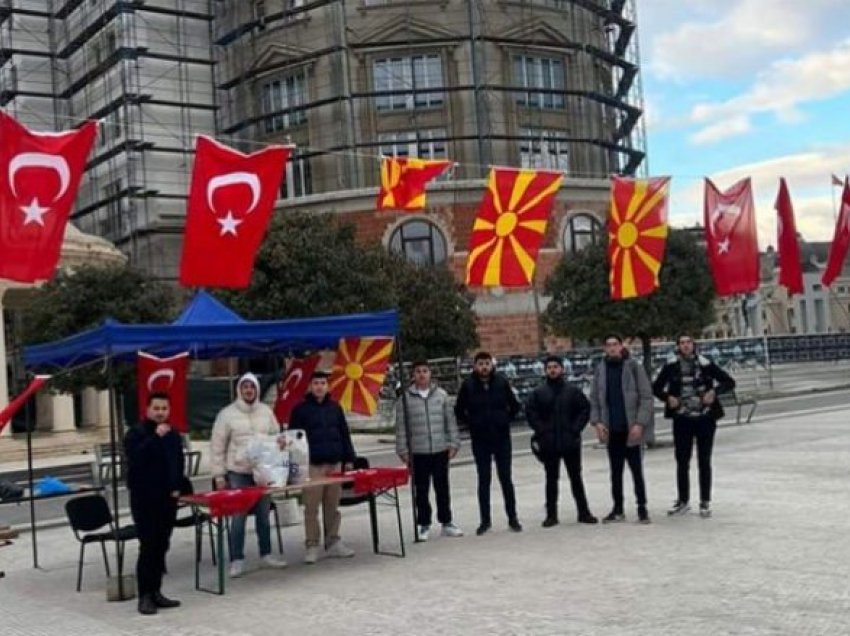 Në qendër të Shkupit mblidhen ndihma për të prekurit nga tërmeti në Turqi