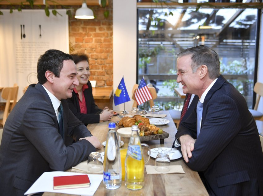 Kryeministri Kurti takoi Ambasadorin Michael Carpenter, Përfaqësues i Përhershëm i ShBA-ve në OSBE