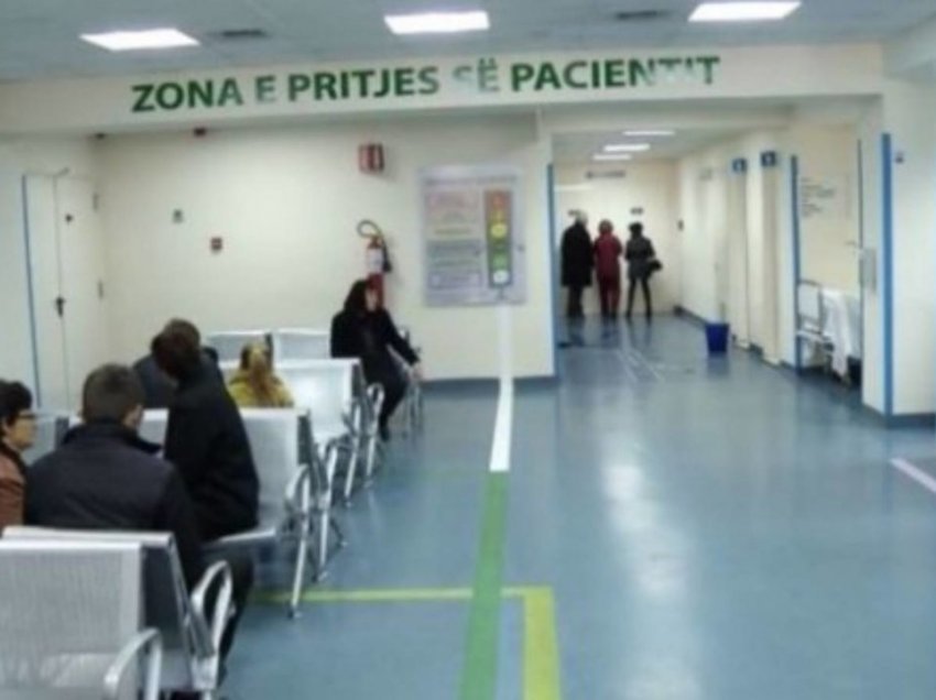 Goditën me grushte një mjeke për neglizhencë në punë, arrestohen dy persona në Tiranë